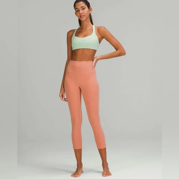 Lululemon Align High-Rise Crop 23" size 2 - Picture 6 of 9
